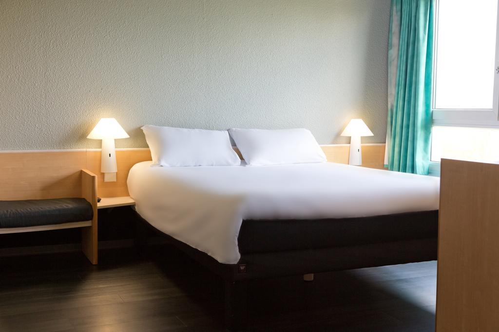Ibis Saint Dizier 호텔 객실 사진